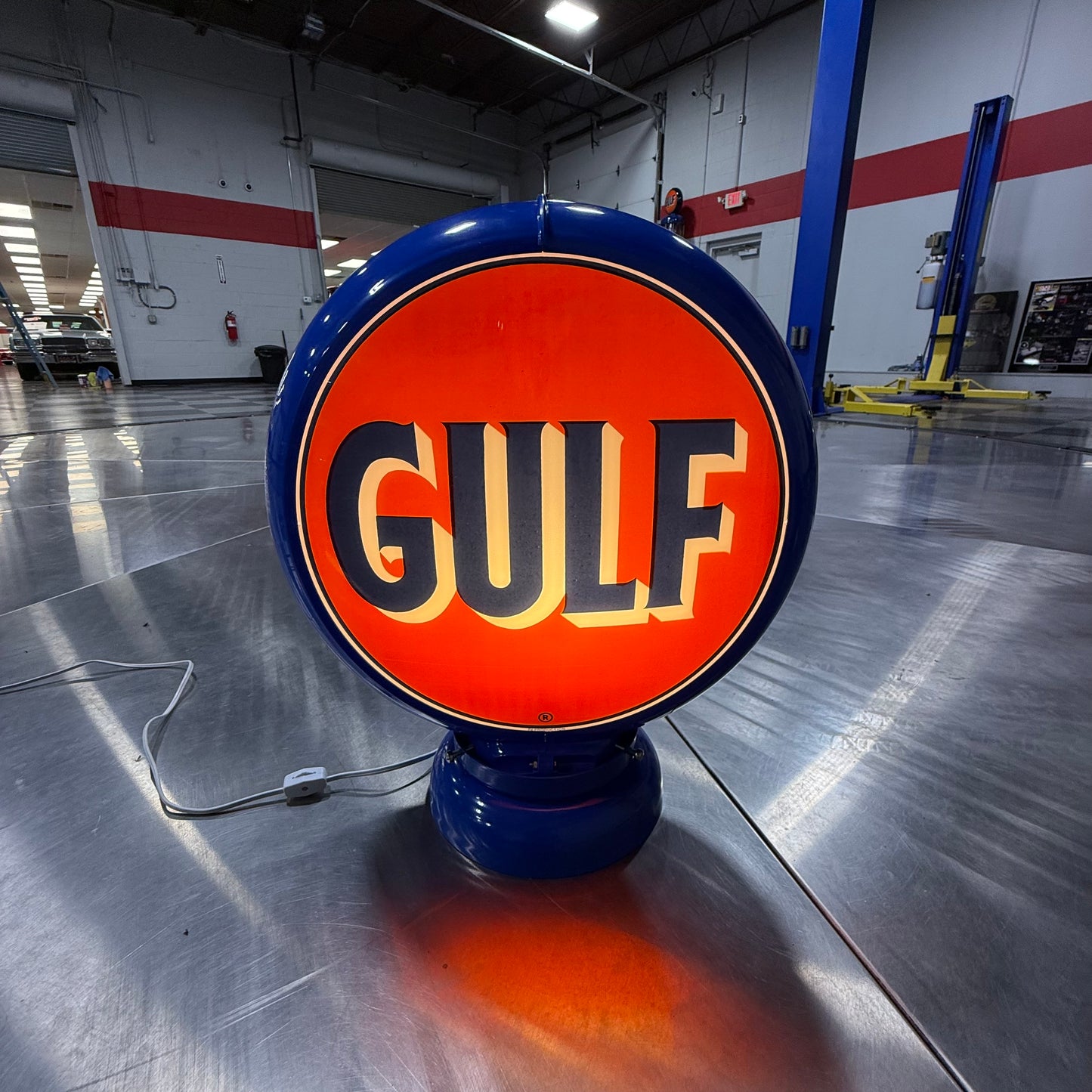 Free Standing Reproduction Gulf Globe