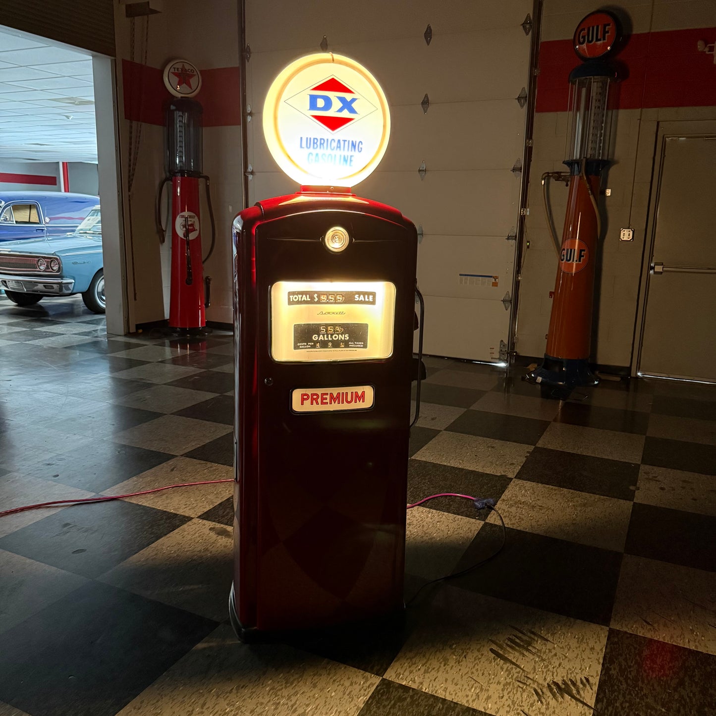Original & Restored - 1940's era Bennett Gas Pump