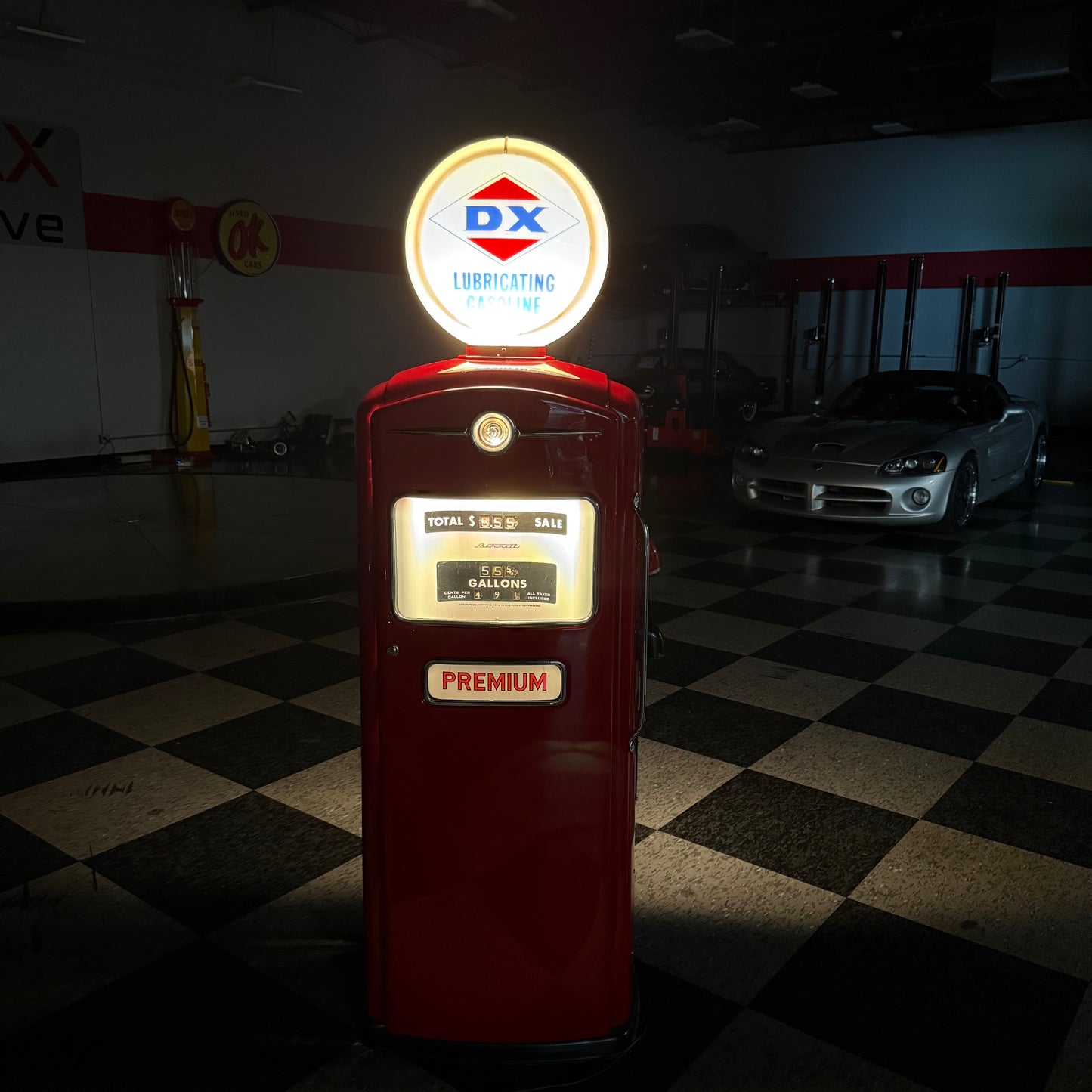 Original & Restored - 1940's era Bennett Gas Pump