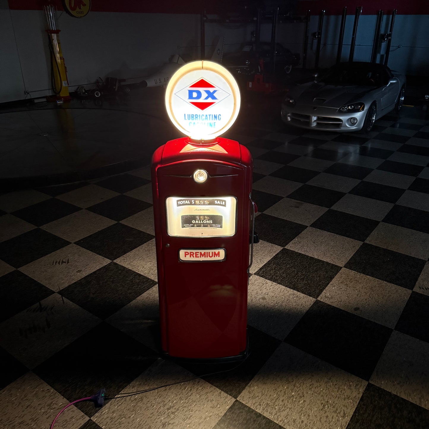 Original & Restored - 1940's era Bennett Gas Pump