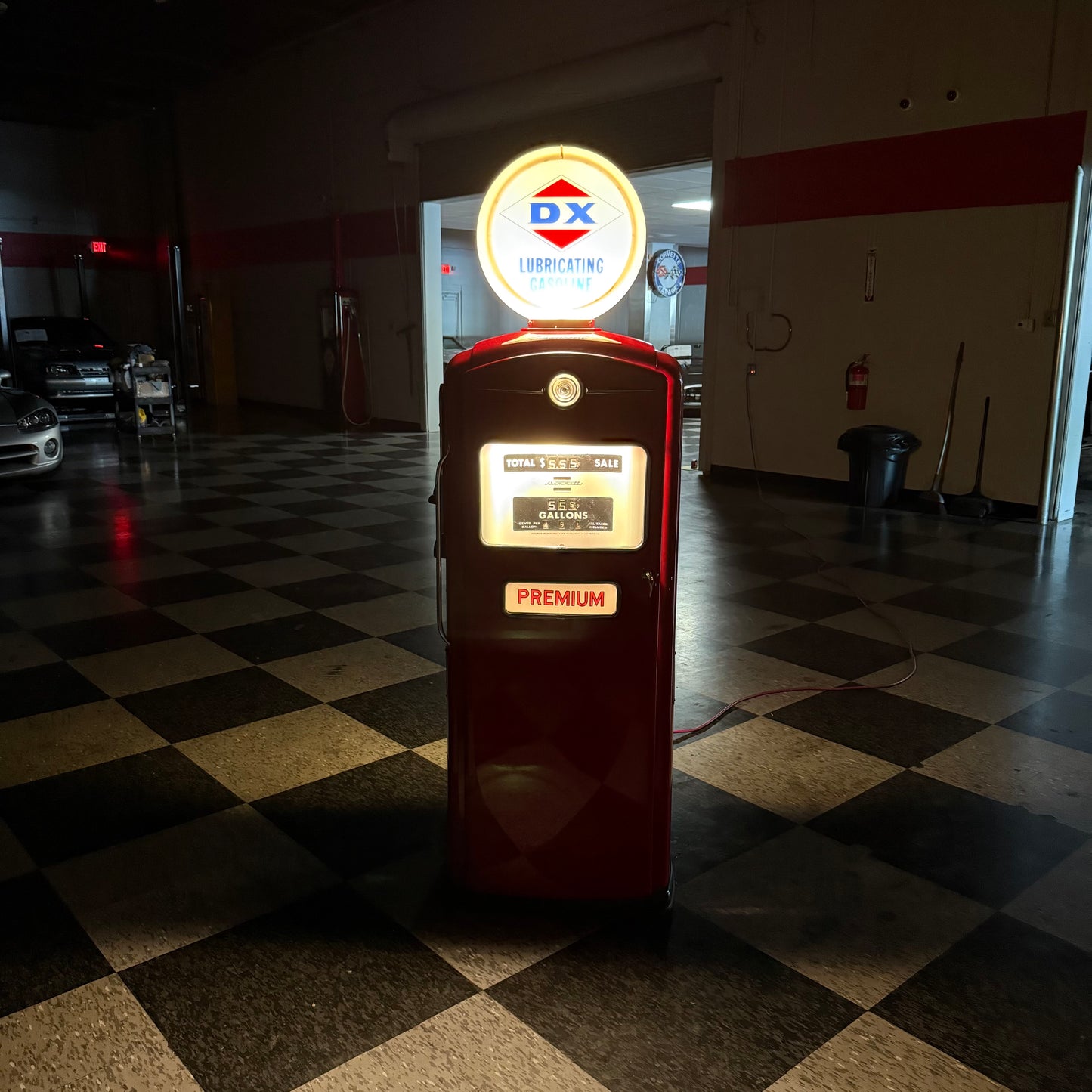 Original & Restored - 1940's era Bennett Gas Pump