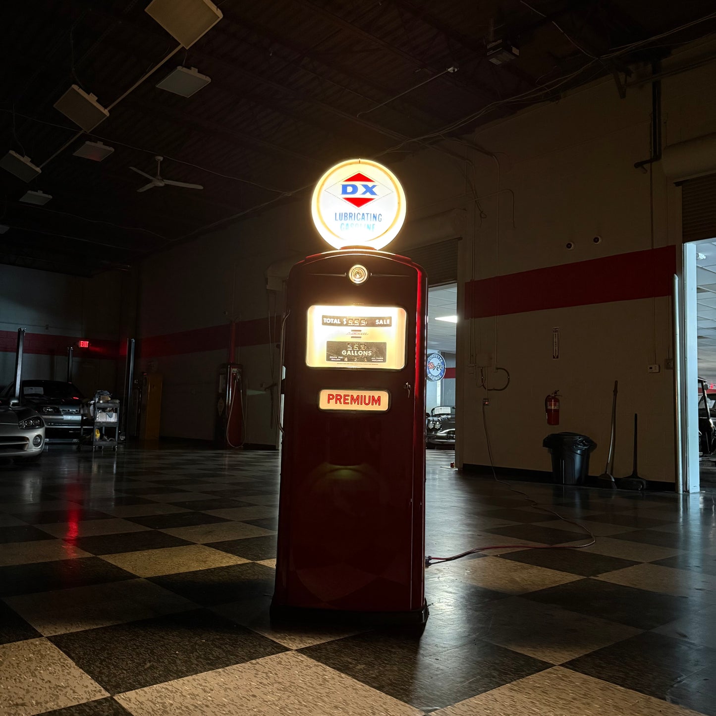 Original & Restored - 1940's era Bennett Gas Pump
