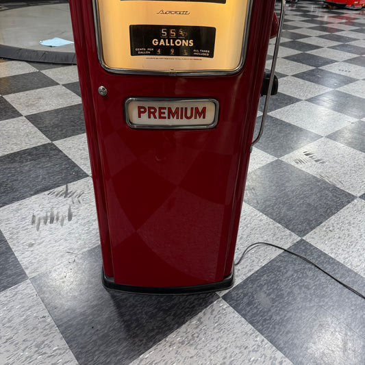 Original & Restored - 1940's era Bennett Gas Pump