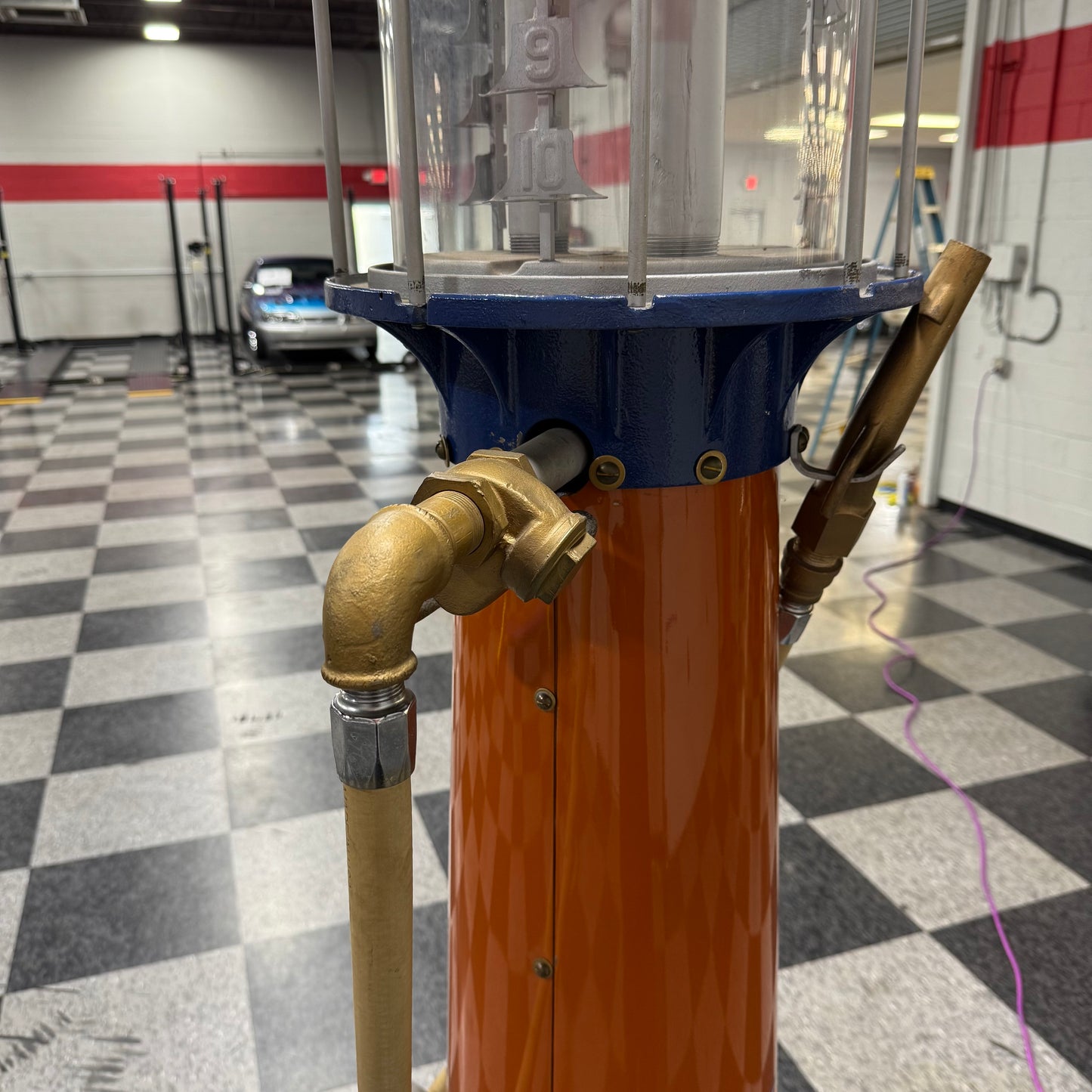 Restored 1924 Wayne Visible Gas Pump - Gulf Theme