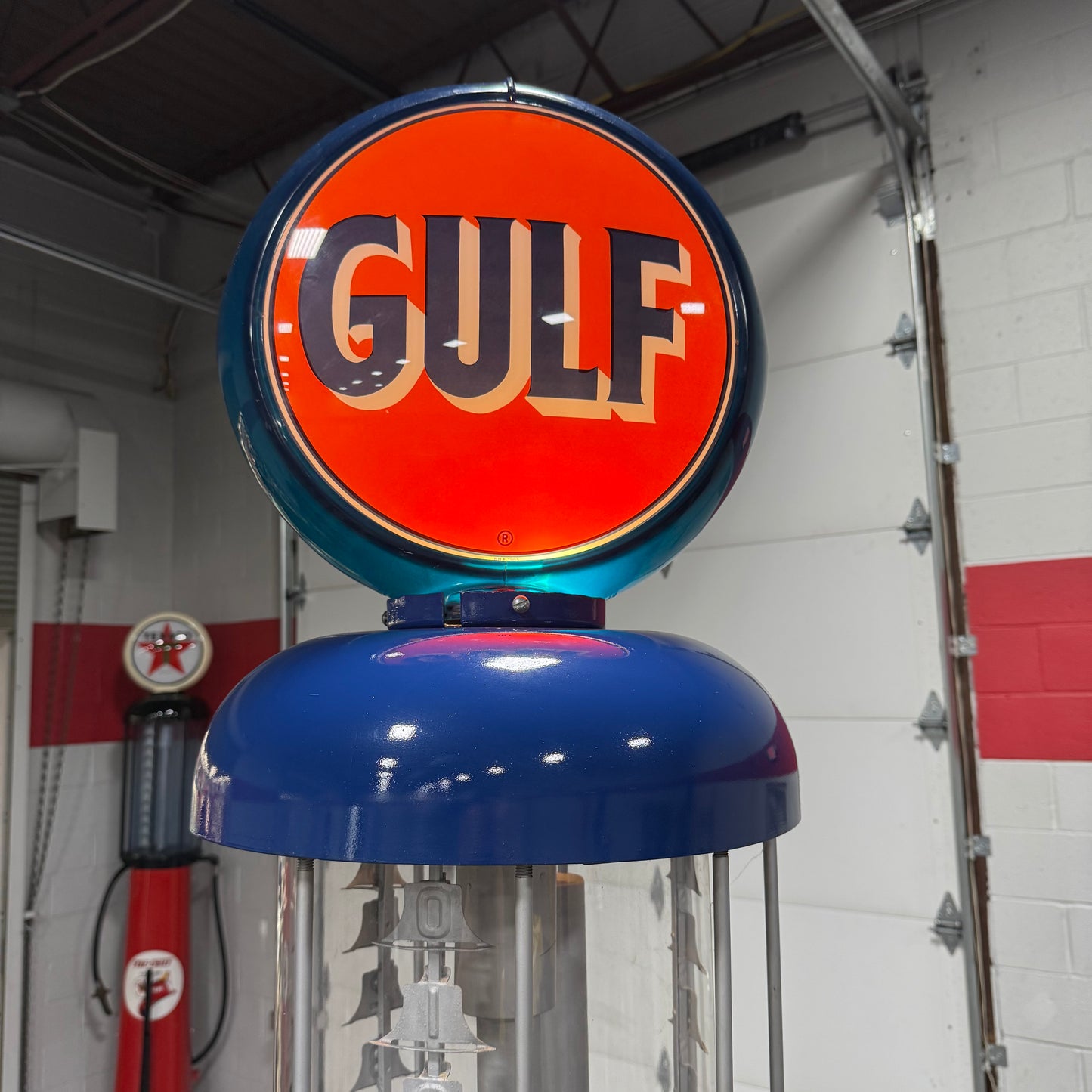 Restored 1924 Wayne Visible Gas Pump - Gulf Theme