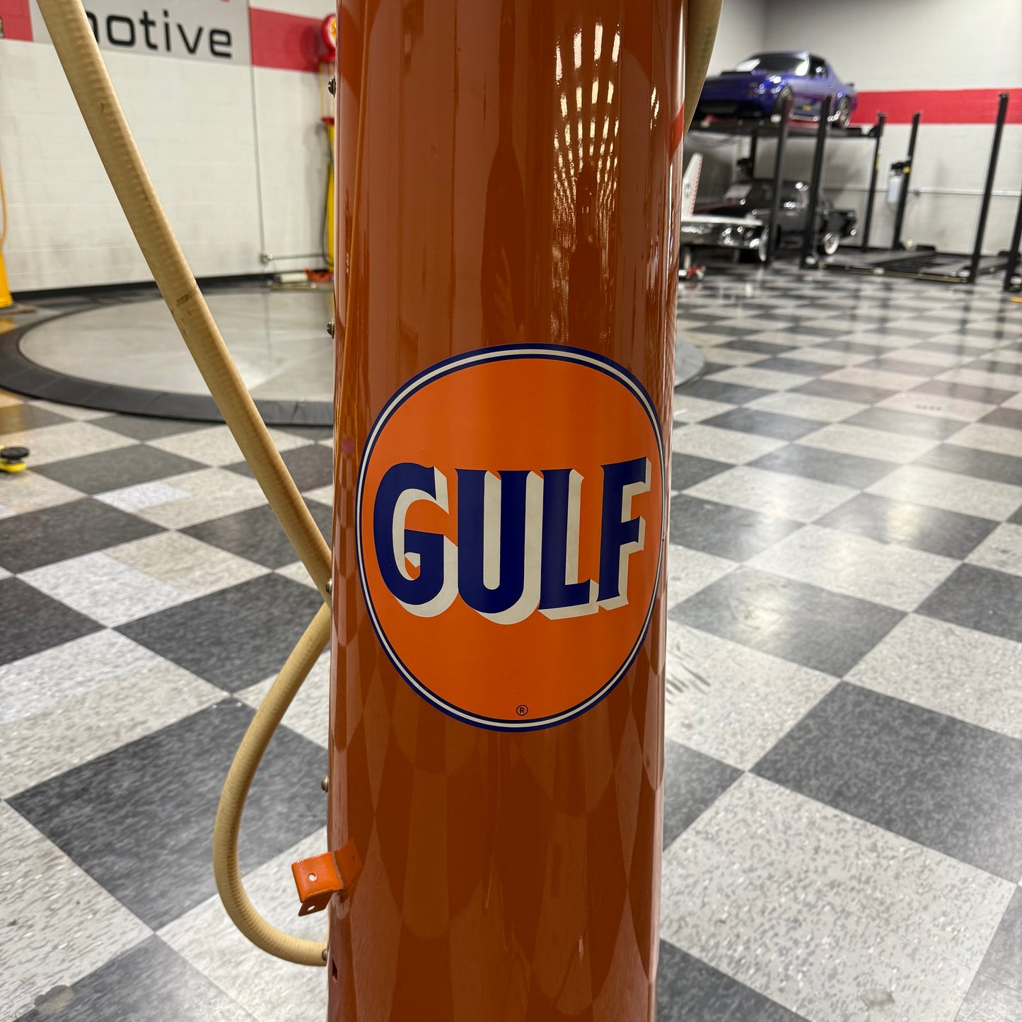 Restored 1924 Wayne Visible Gas Pump - Gulf Theme