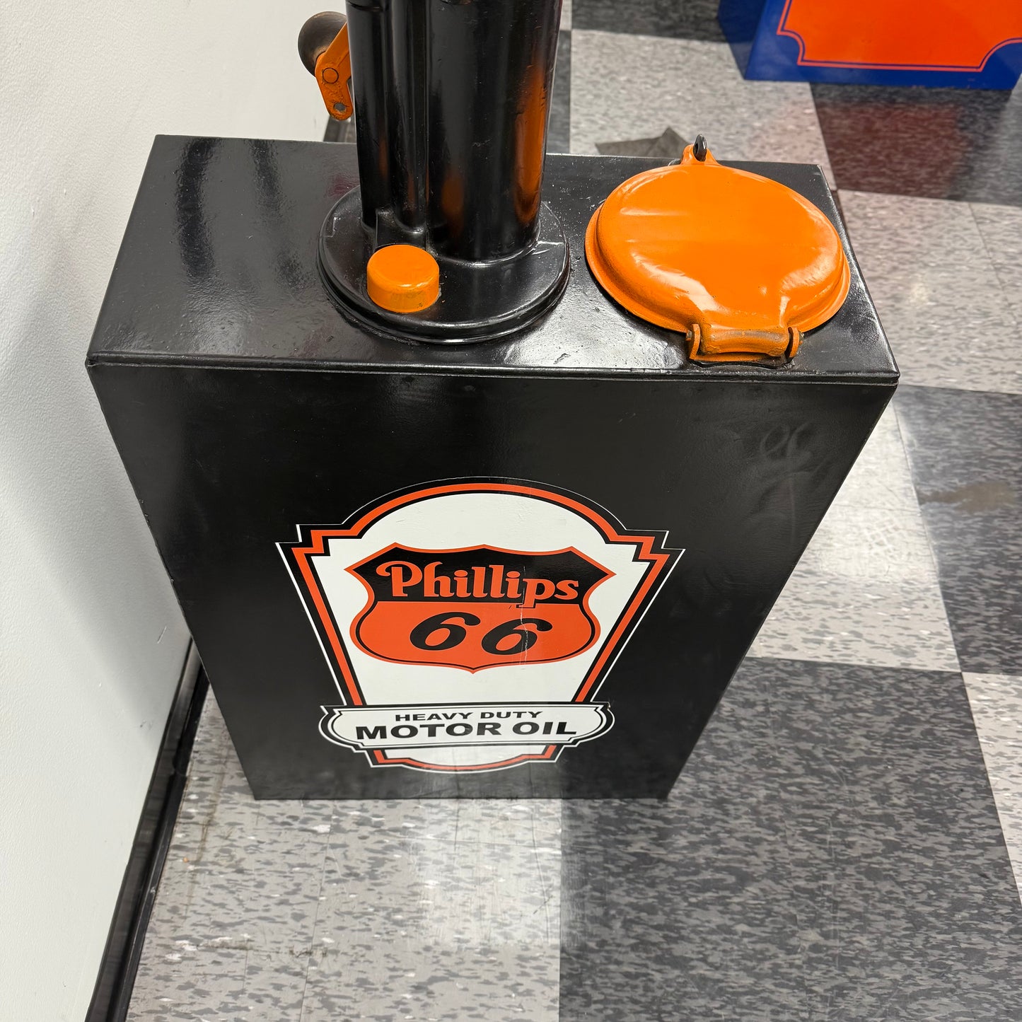 Vintage Lubester - Phillips 66 Design