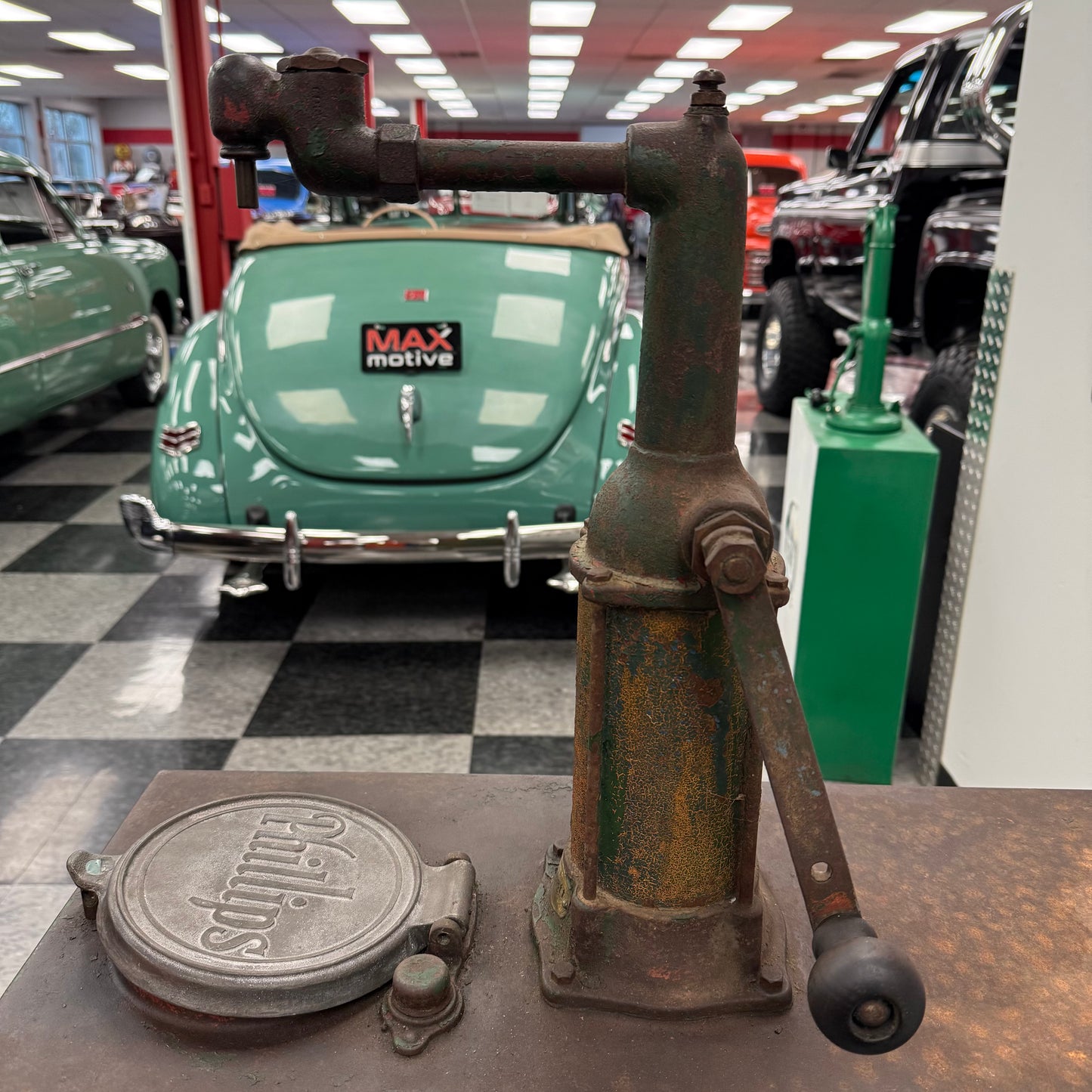 Original, un-restored Phillips 66 Lubester.