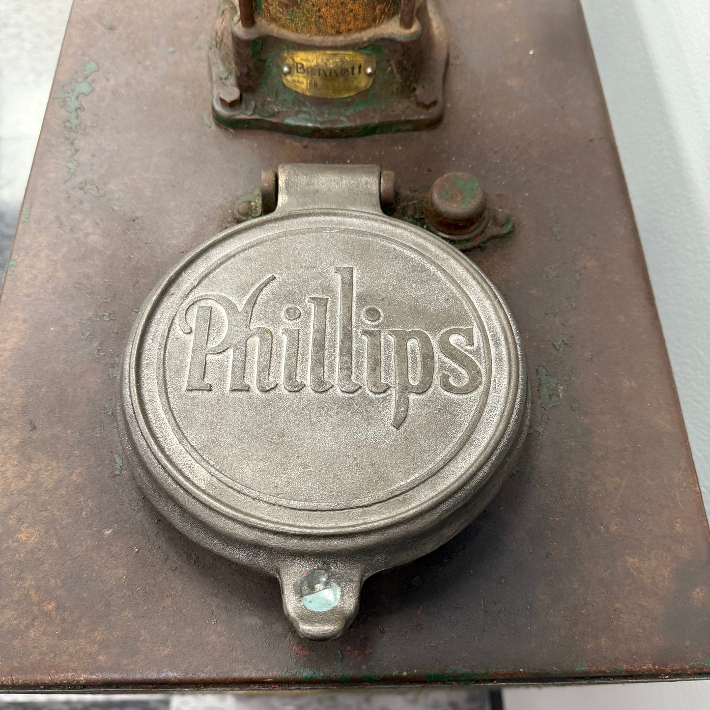 Original, un-restored Phillips 66 Lubester.