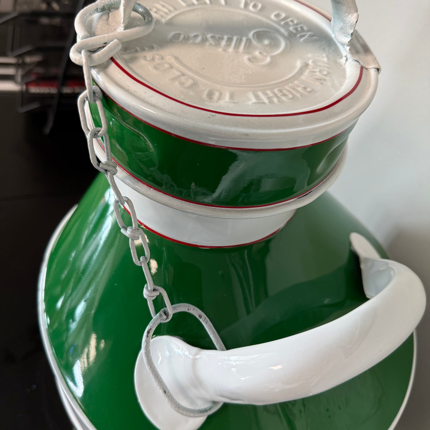 Rare vintage Ellisco 5 gallon oil jug and cap - Sinclair Theme