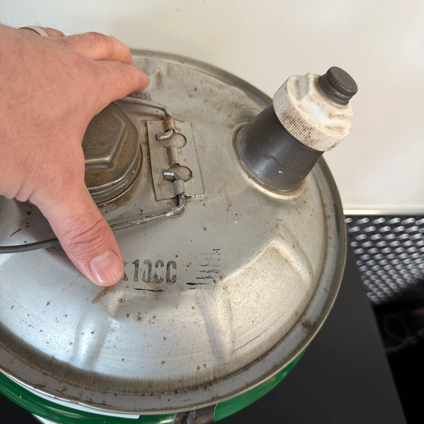 Vintage Quaker State 5 Gallon Oil Motor Jug