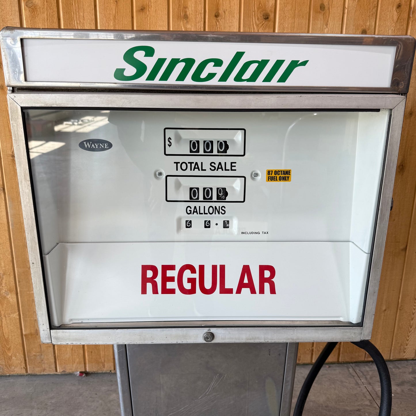 Un-Restored Sinclair Gas Pump