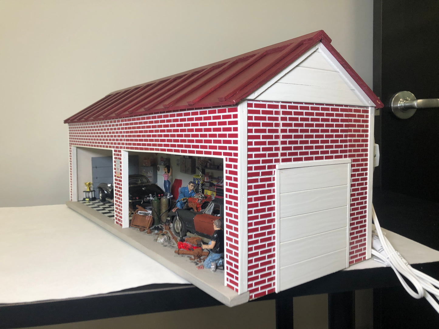 Chevy Corvette Before & After Garage - Diorama