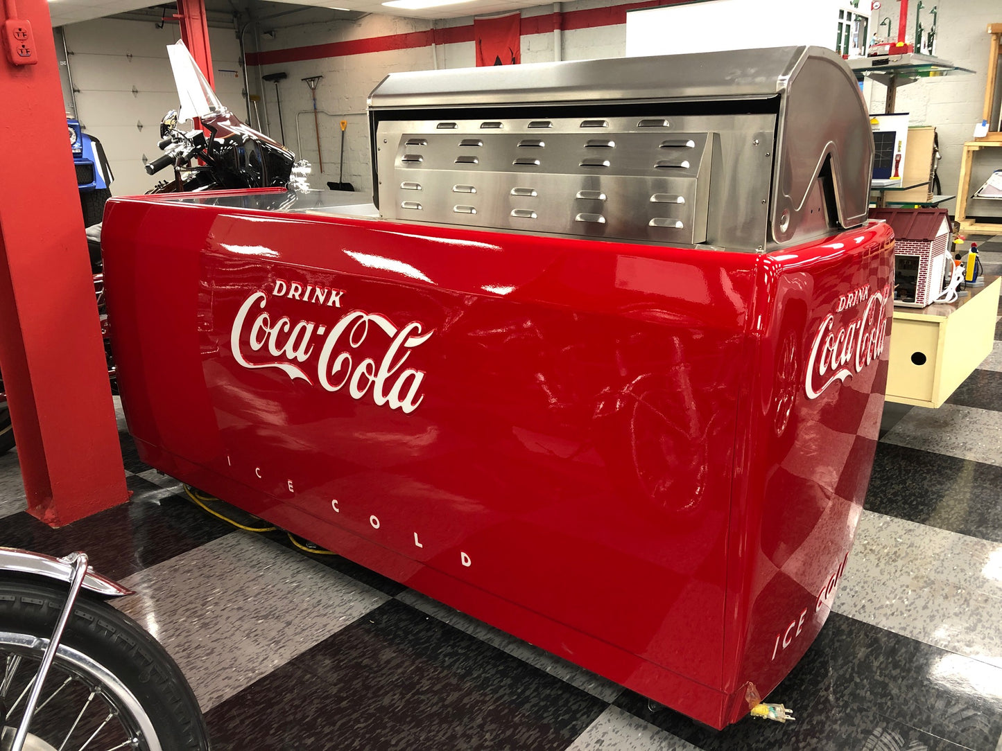1950s Coca-Cola Ultimate Patio Grill