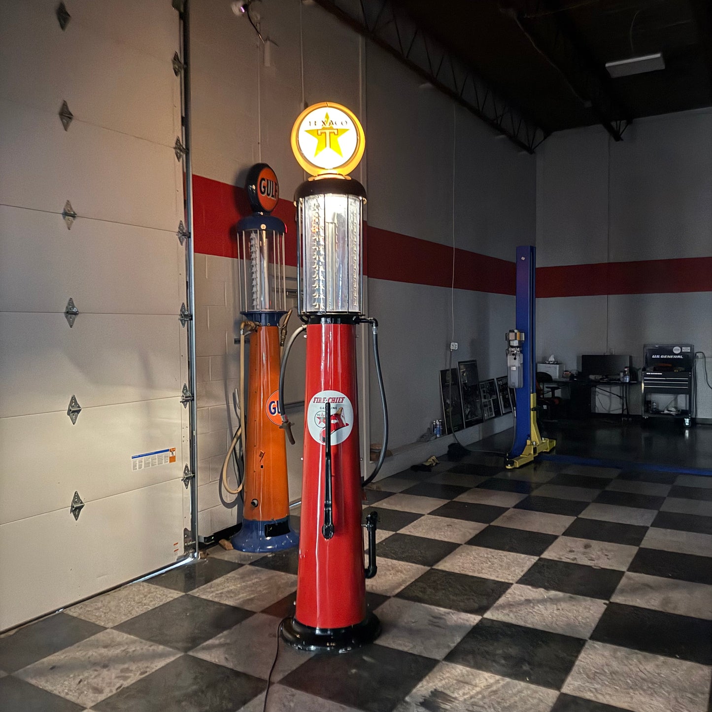 Restored 1930 Texaco Visible Gas Pump