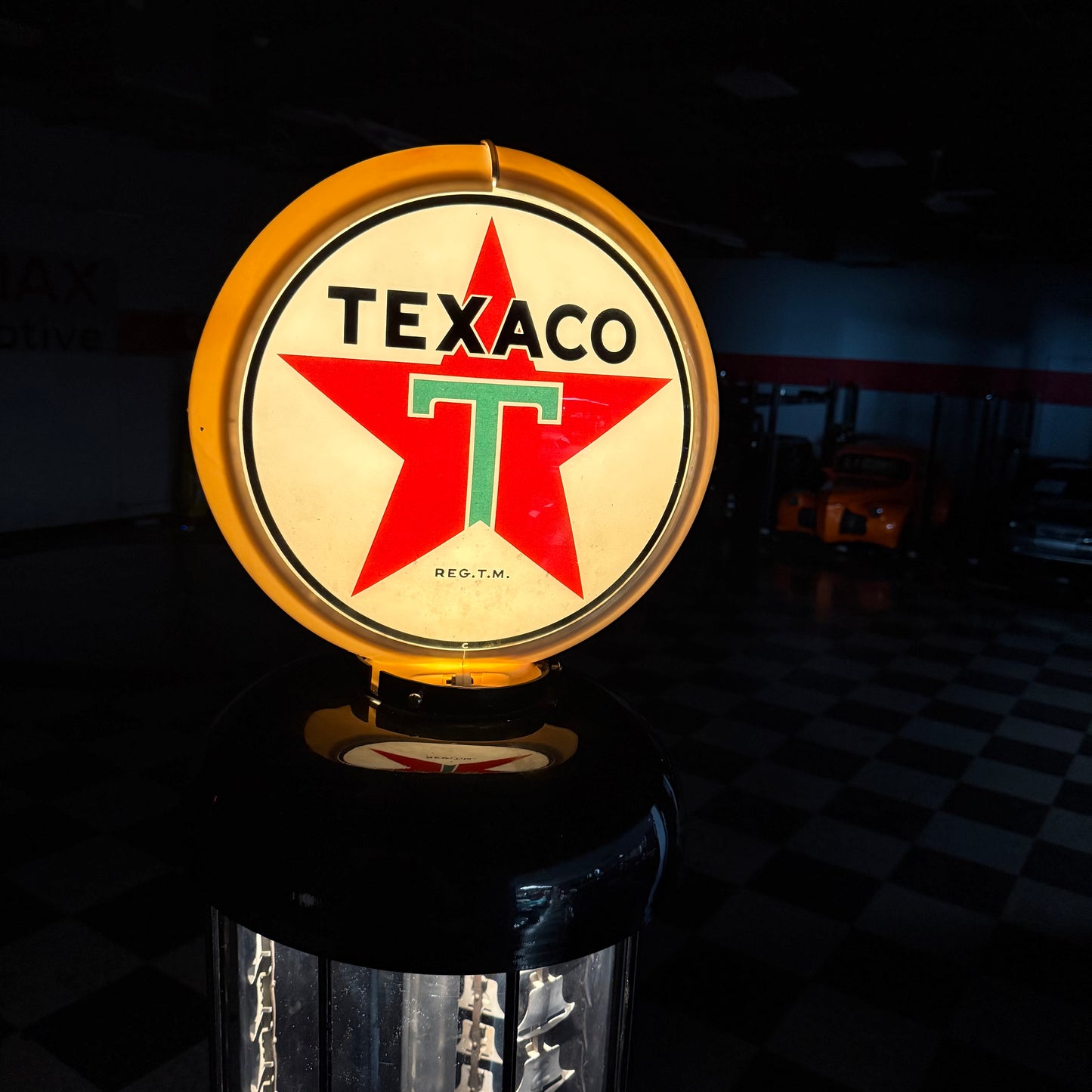 Restored 1930 Texaco Visible Gas Pump