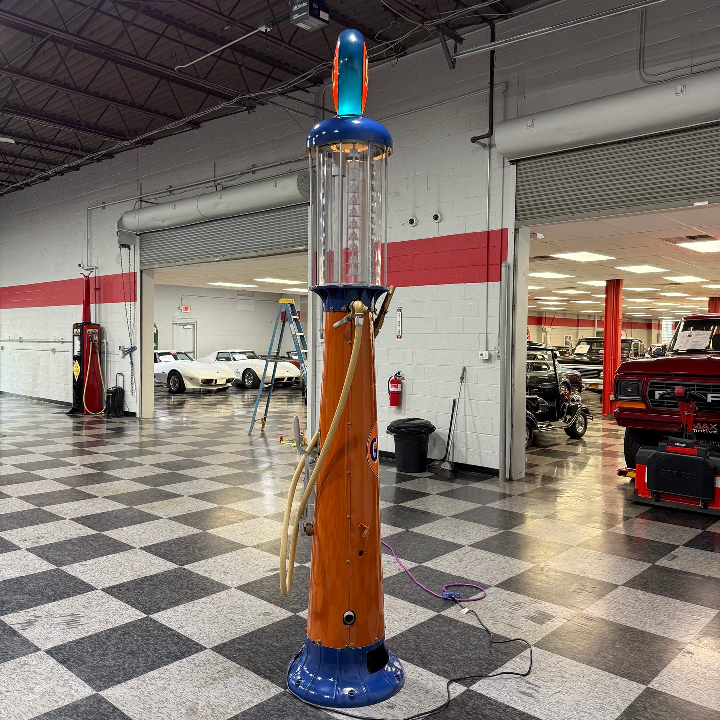 Restored 1924 Wayne Visible Gas Pump - Gulf Theme