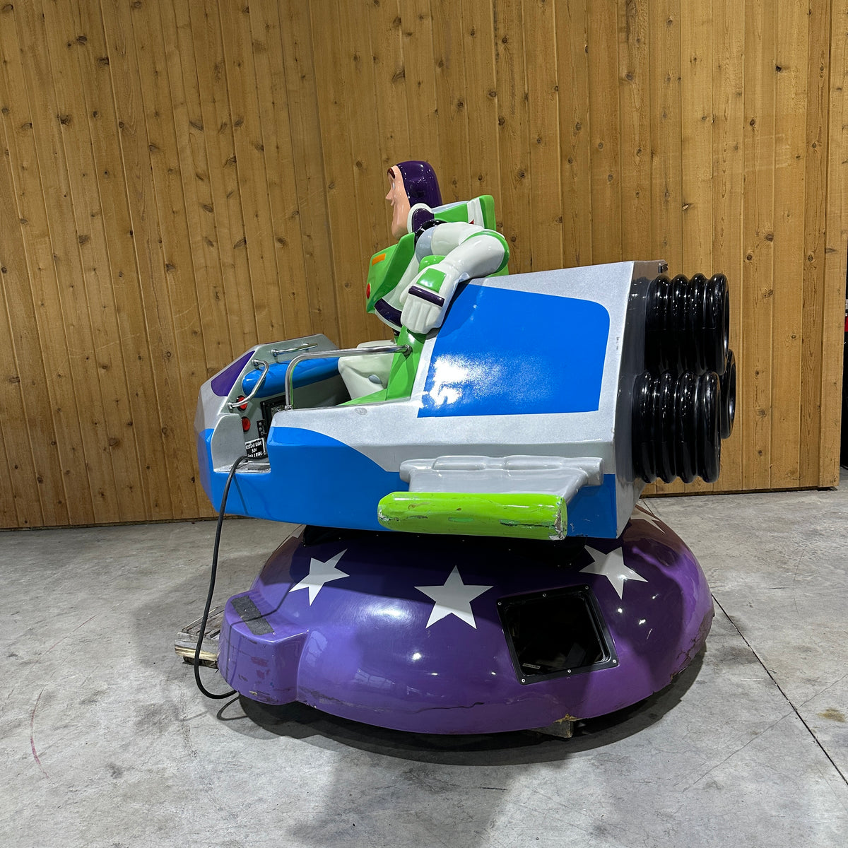 Buzzin Ride Buzz Lightyear Coin-operated Kiddie Ride. – MAXmotive LLC