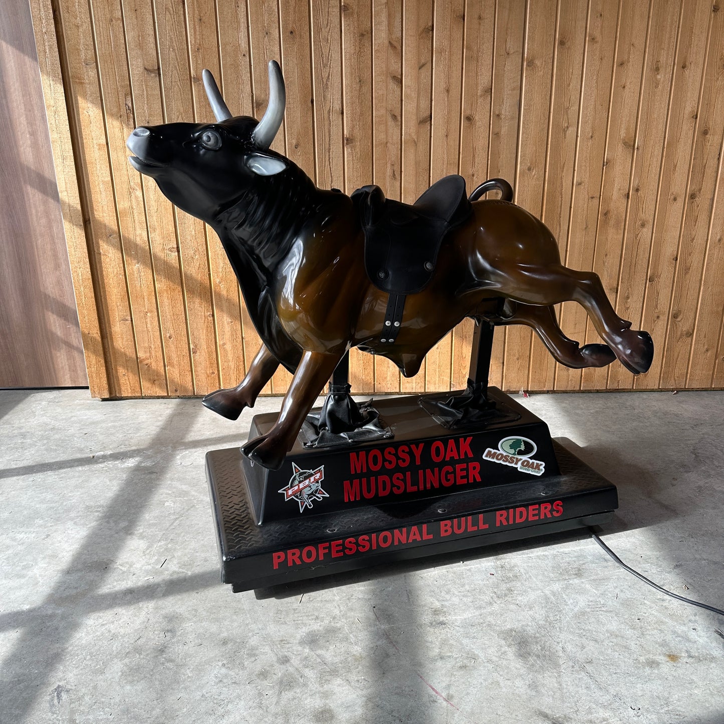 Mossey Oak Mudslinger Bull Rider Kiddie Ride