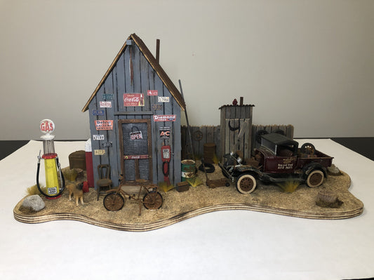 1930's Gas Station Scene - Diorama