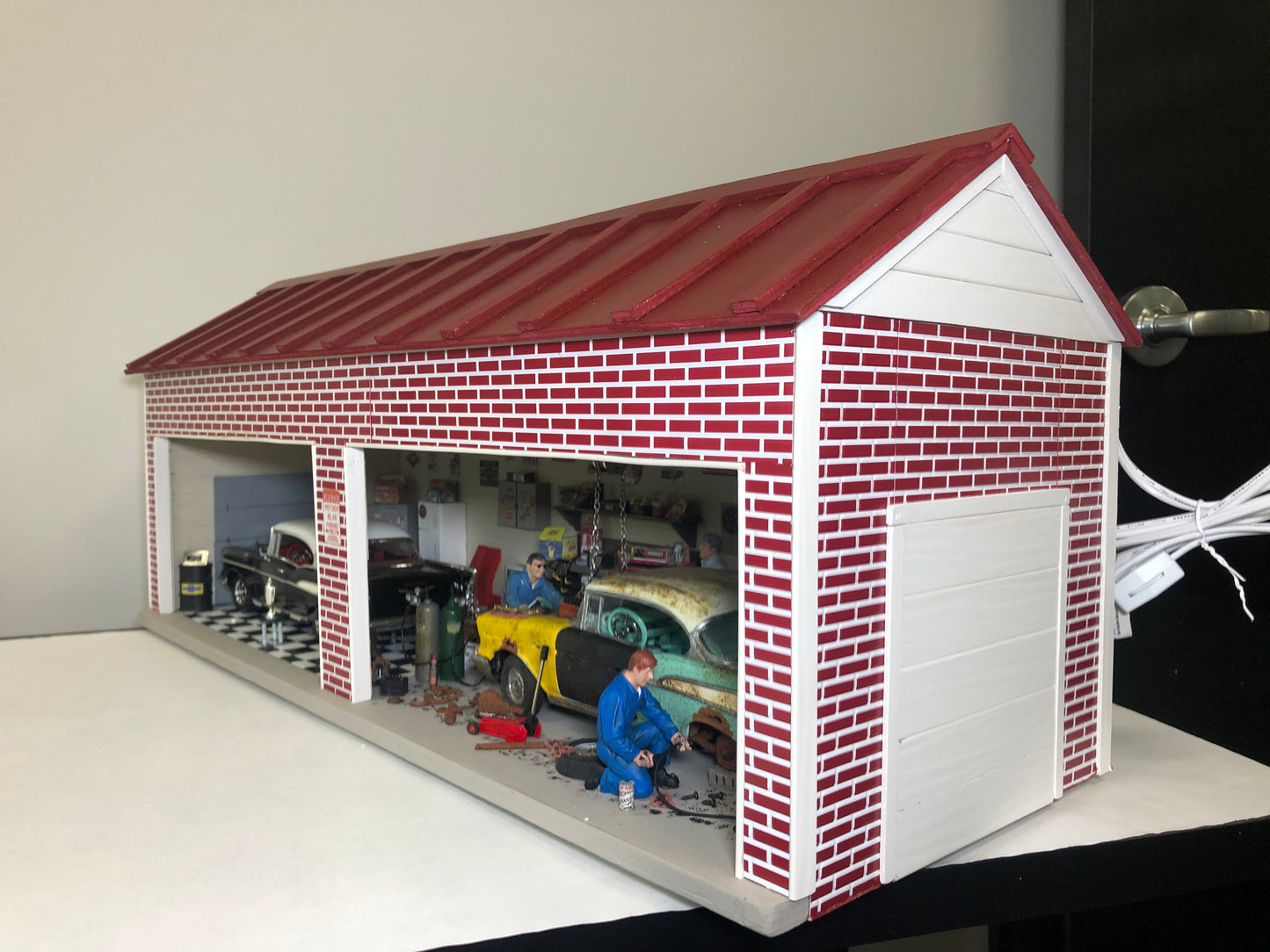 57 Chevys Before & After Garage - Diorama