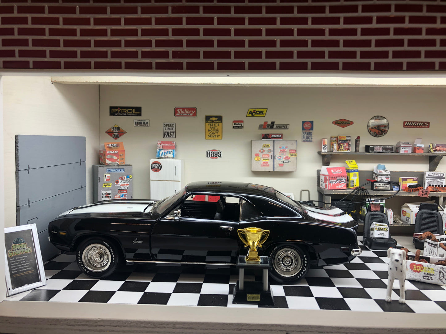 Chevy Camaro Before & After Garage - Diorama